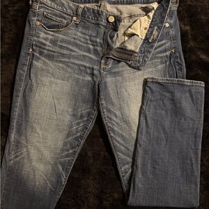 American Eagle Skinny Super Stretch Jeans – Medium Wash – Size 18